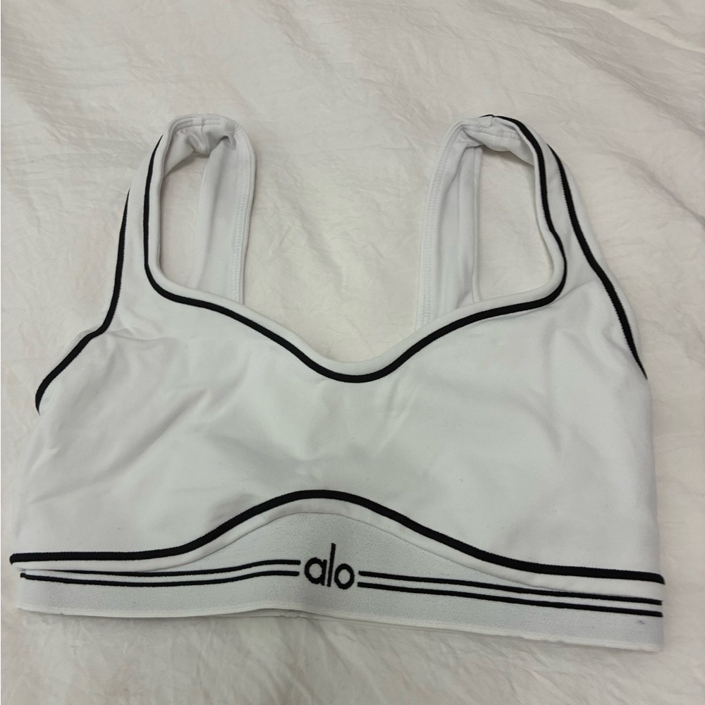 Alo yoga sports bra XS